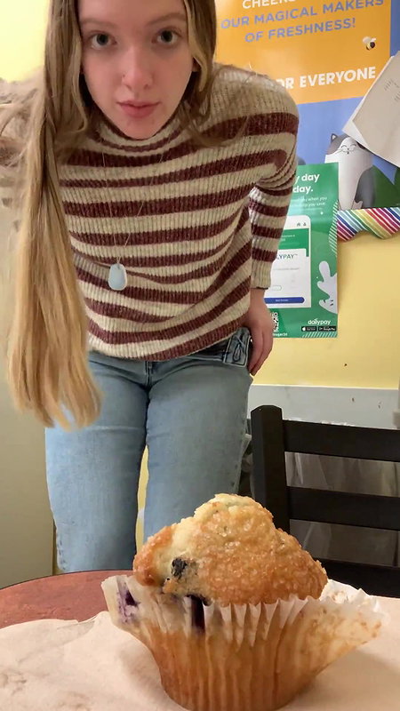 Public bathroom blowjob Sexual geography_b6a0cef8