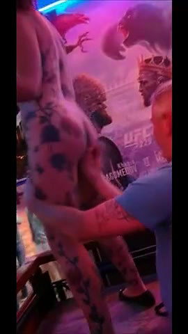 Public Blowjob Interrupted Ended in the Car with a Big Cum Swallow – KLX_c5ec6057