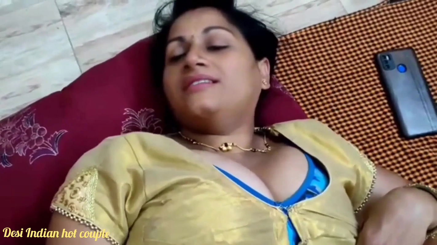 Meri padosan bhabhi ki chudai ka maza hindi audio.