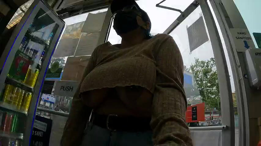 Public pickup Czech Streets – Farm Girl_1eb7206b