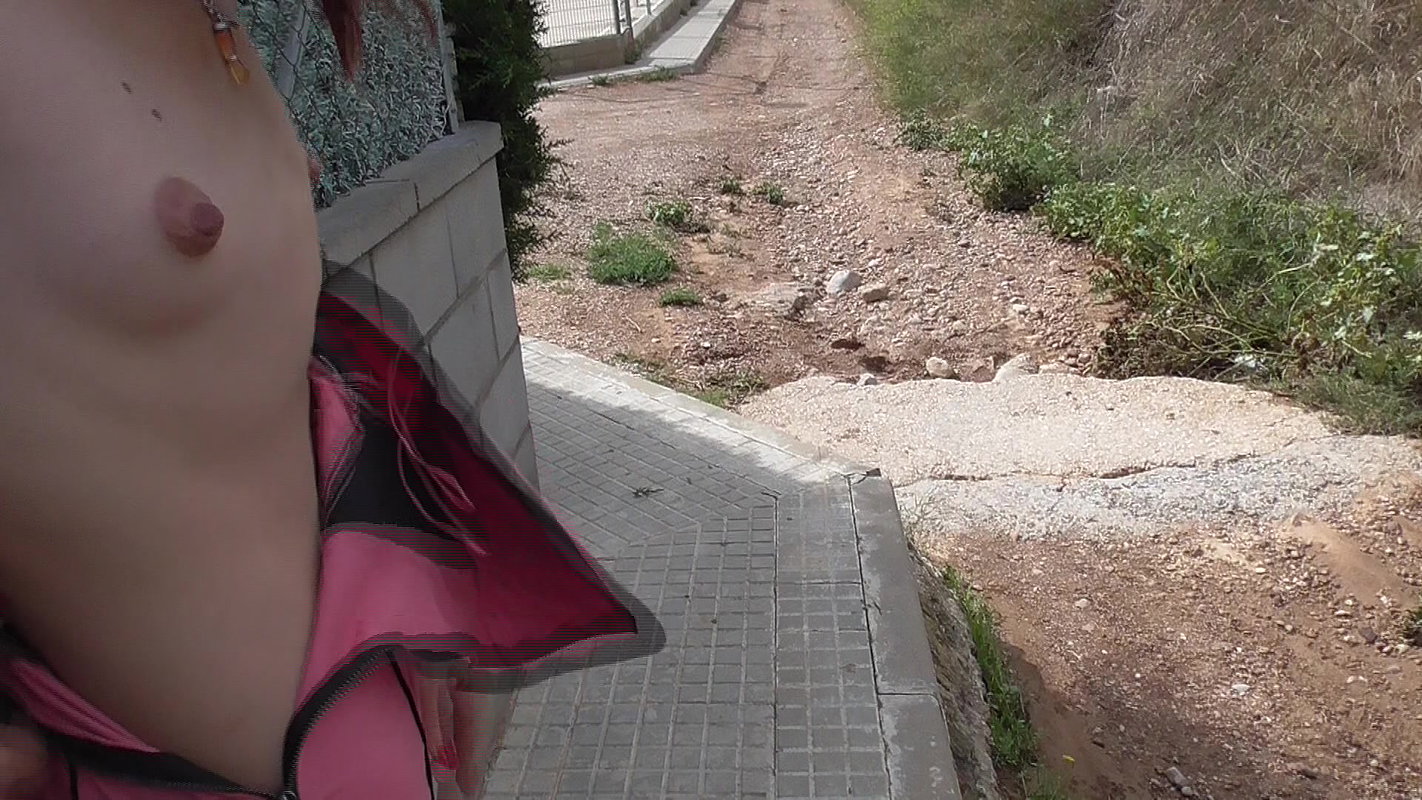 PUBLIC Piper gets horny watching her professor fucks herself with donkey dick thinking of him_1781f735