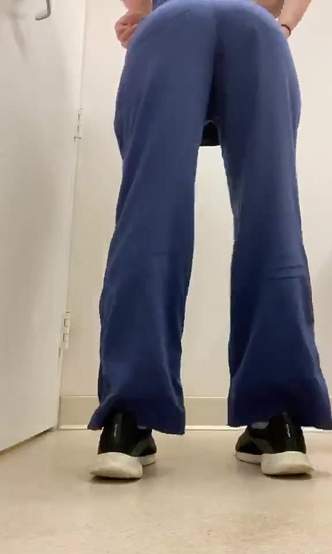 PUBLIC PUSSY PLAY petite brunette SQUIRTS in the woods and TASTES herself_00bc1360