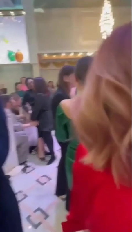 RISKY SEX IN PUBLIC WITH A SKINNY PETITE WITH TIGHT PUSSY IN THE POOL_fdde9216