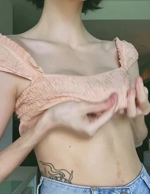 Slut shakes her tits and ass and flashes her tits and pussy publicly_95556c48