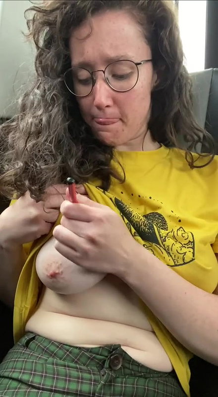 So horny started Masturbating in public parking lot almost got caught_7525f66c