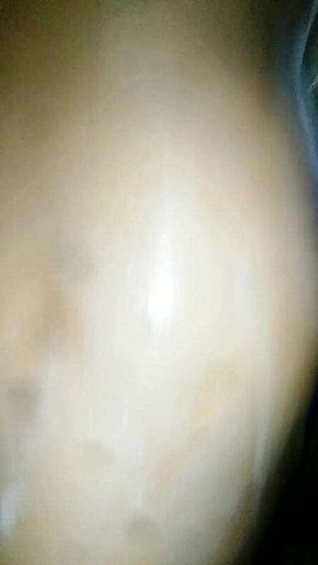 Neha bhabi hot water se nahite hue.