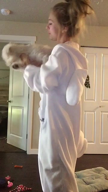 Teen Night time public piss_19f647a5