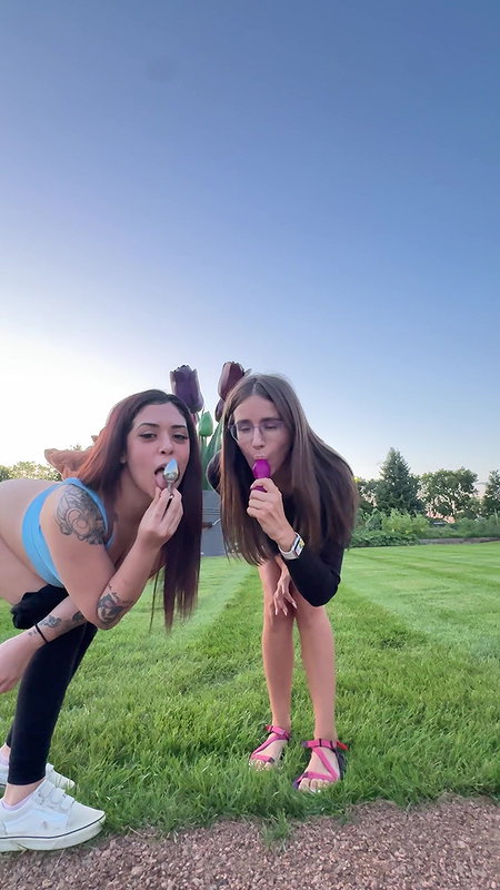 The beach makes my dick so horny – I love masturbating in public places_2e8e53de