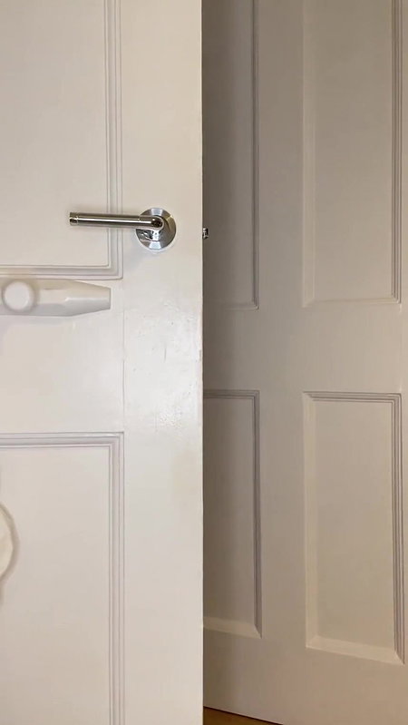 Went into a public toilet to jerk off a cock_5d7dee70