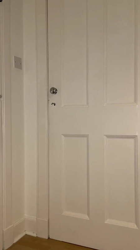 Went into a public toilet to jerk off a cock_5d7dee70