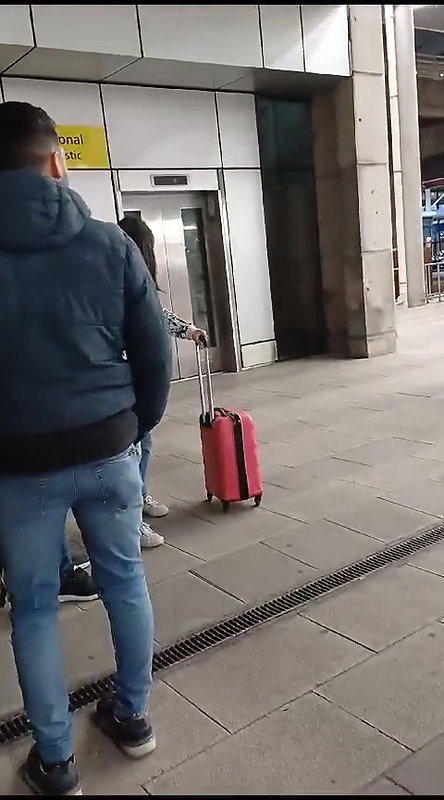 Crazy_Woman_Naked_at_Chilean_Airport