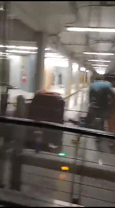 Crazy_Woman_Naked_at_Chilean_Airport