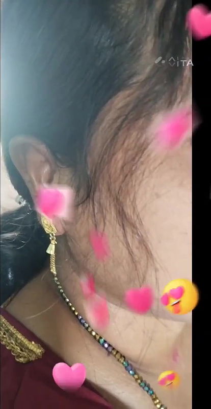 Payal bhabi ki short video boob show on camera.
