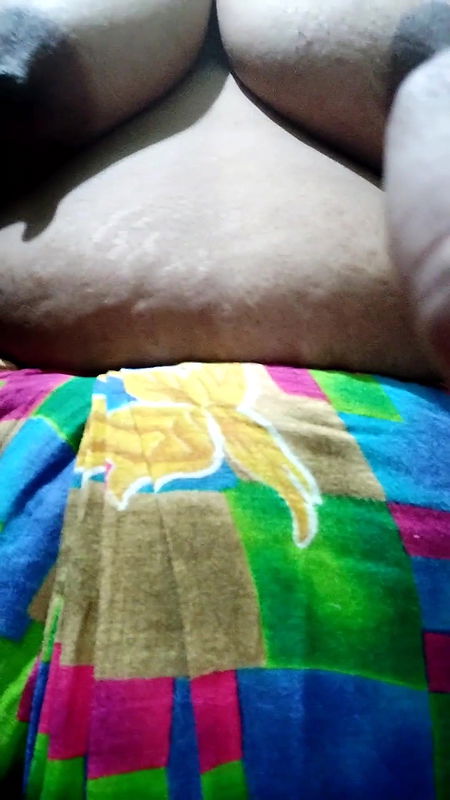 Payal bhabi kidoodh kitna badaa hai.