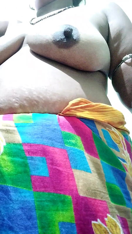 Payal bhabi kidoodh kitna badaa hai.