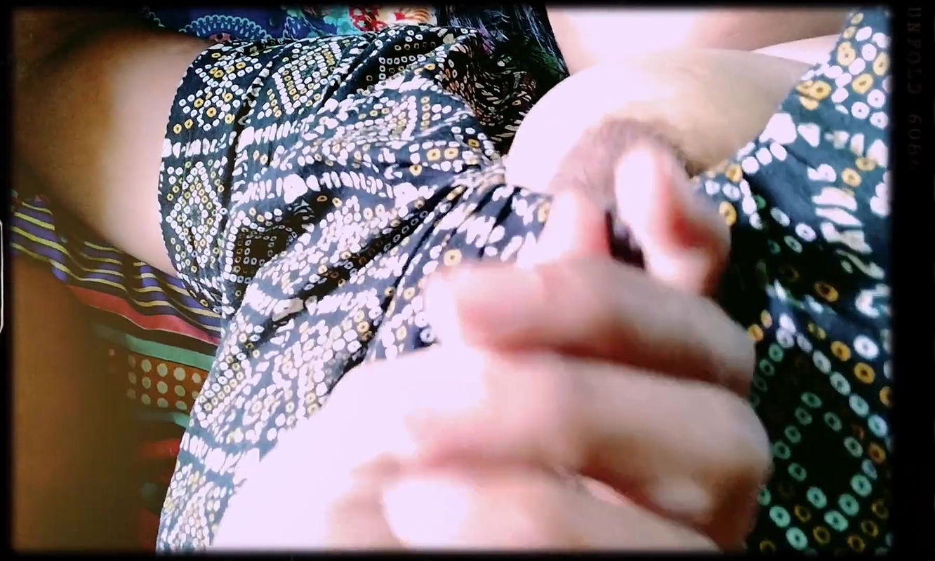 Payal bhabi ko bed ki uper maza liya.