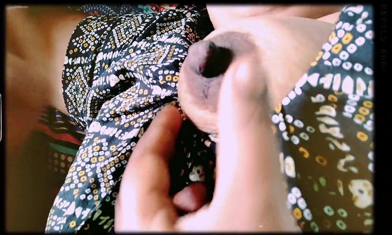 Payal bhabi ko bed ki uper maza liya.