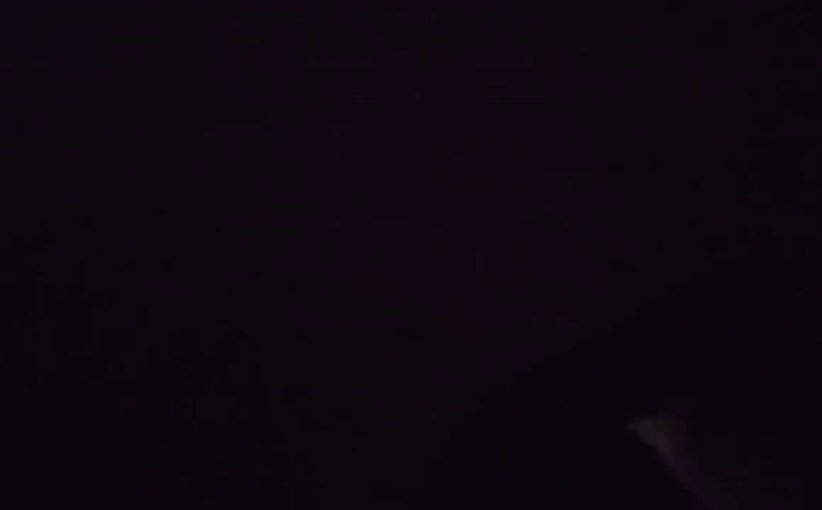 Raat mai girlfriend kai ghr mai ghus kar gumnam boy na choda.