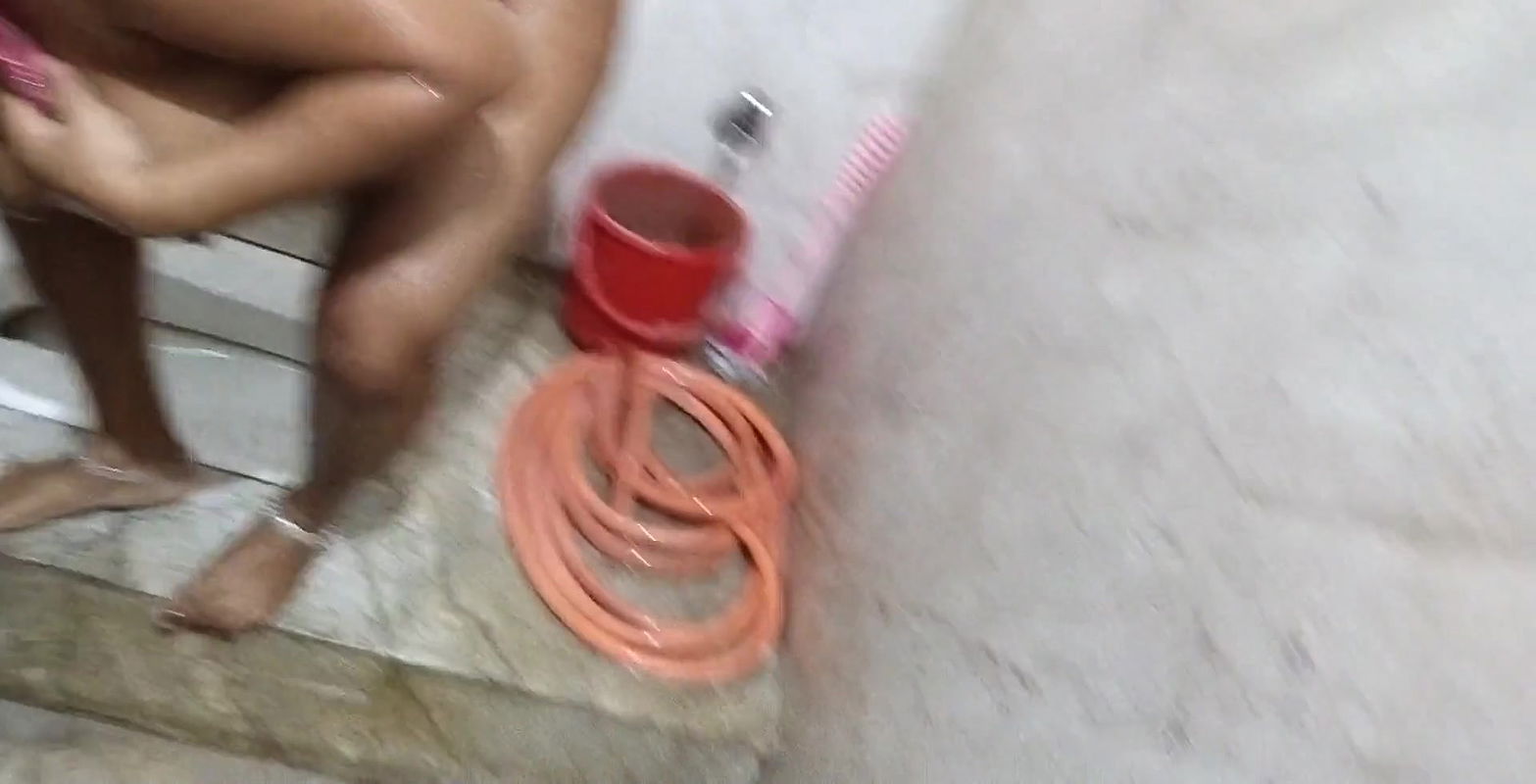 Sexy hotgirl21 desi naked aunty bhabhi shower in own bathroom.