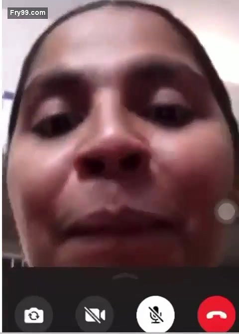 Mallu Bhabhi Showing Her Boob On VC