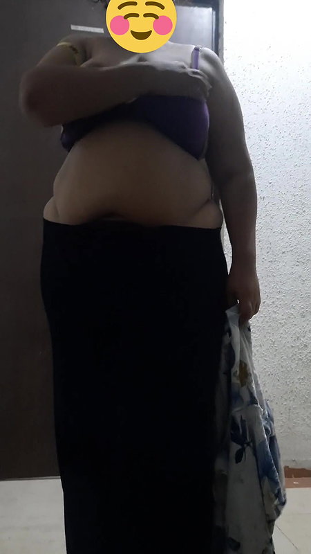 Wife Gets Naked In The Building And Starts Going Down.