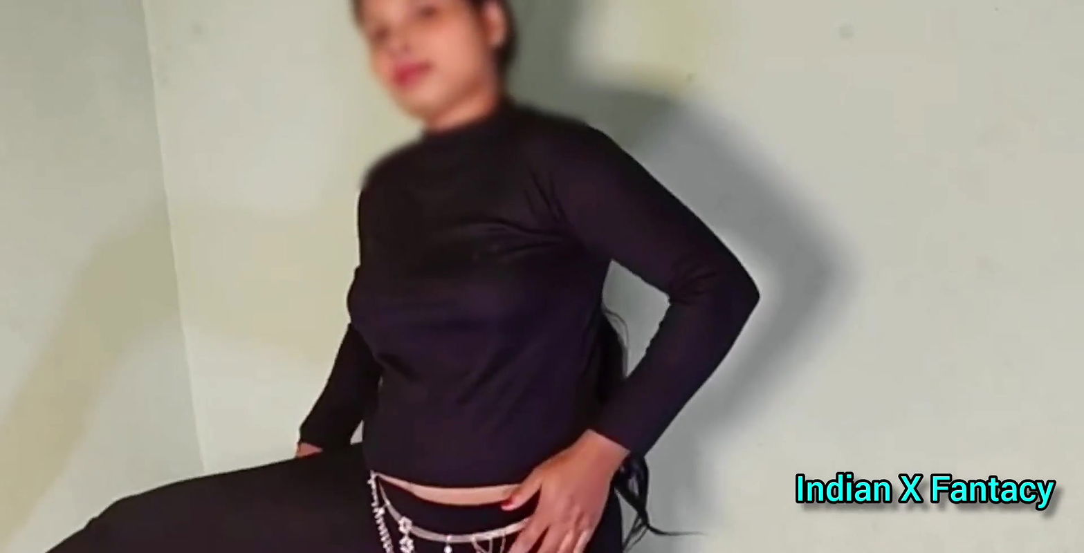 Xxx hot cheating bhabhi errotic Desi sex with full romance by her husband’s friend.