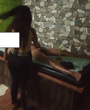 Another desi massage parlour video