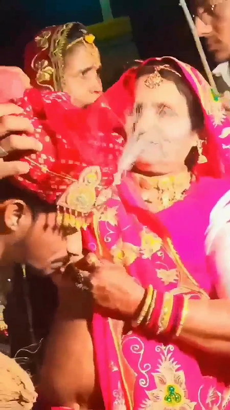 Doodh ka karz bhol na jana