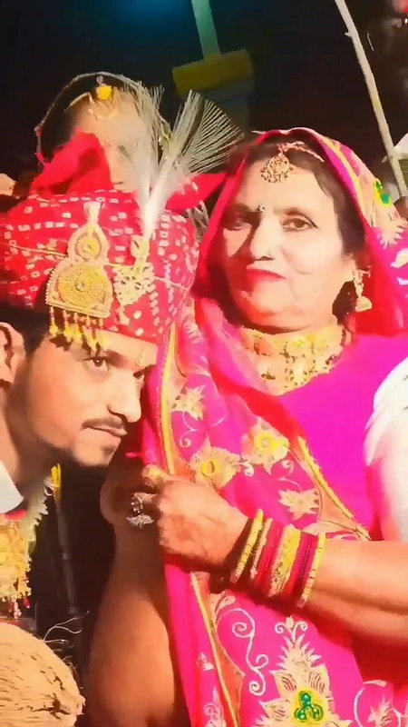 Doodh ka karz bhol na jana