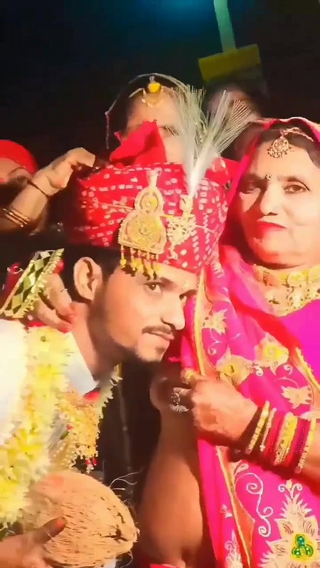 Doodh ka karz bhol na jana