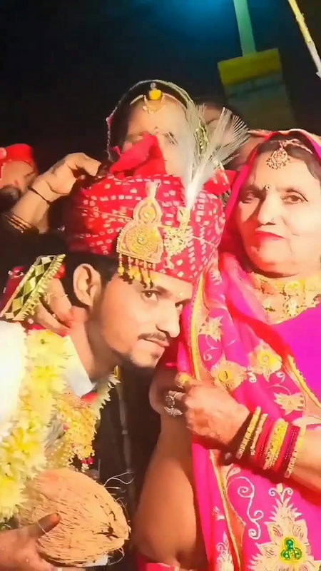 Doodh ka karz bhol na jana