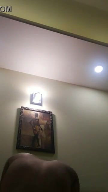 Sexy Babe Riding On Lover Dick in Hotel