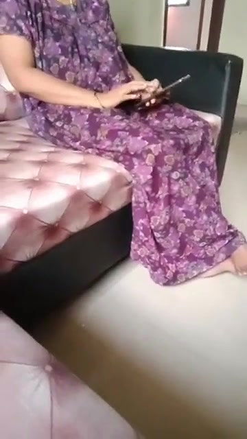 Play with beautiful bhabhi