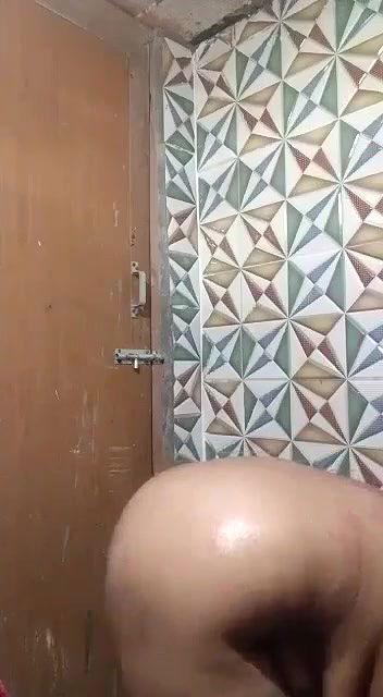 Sexy Bengali Boudi Bathing