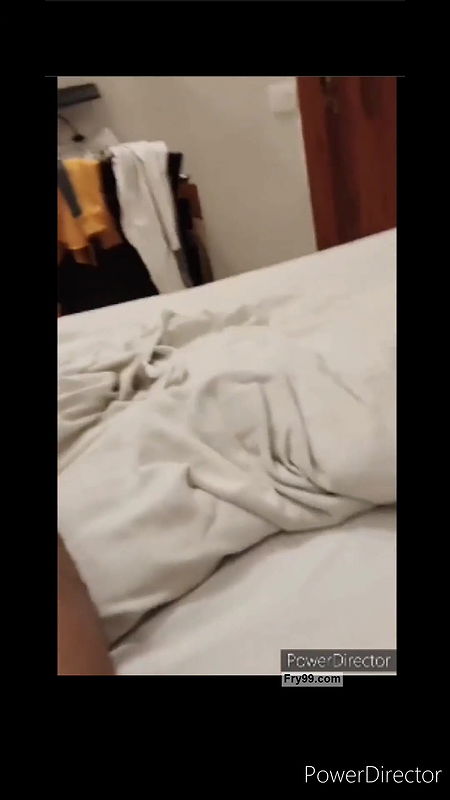 देसी भाभी को होटल में लेजाकर पहले तो लन्ड चुसाया फिर जबरदस्त तरीके से चुदाई करी