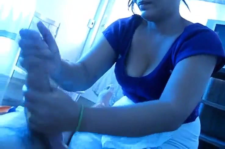 Asian masseuse cumshot