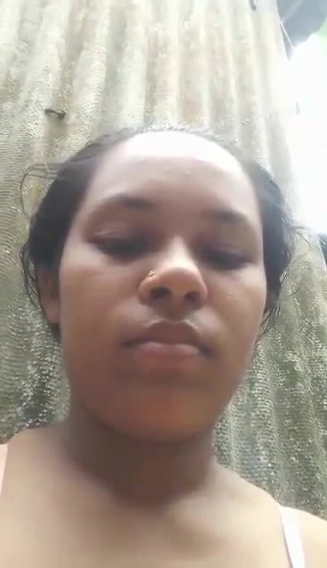 Bhabi Pissing