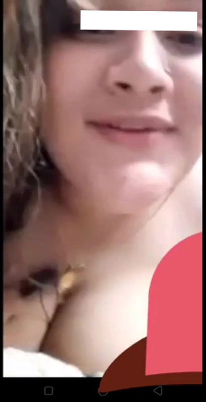 Beautiful Bhabi Showing Big Melons On Video Call