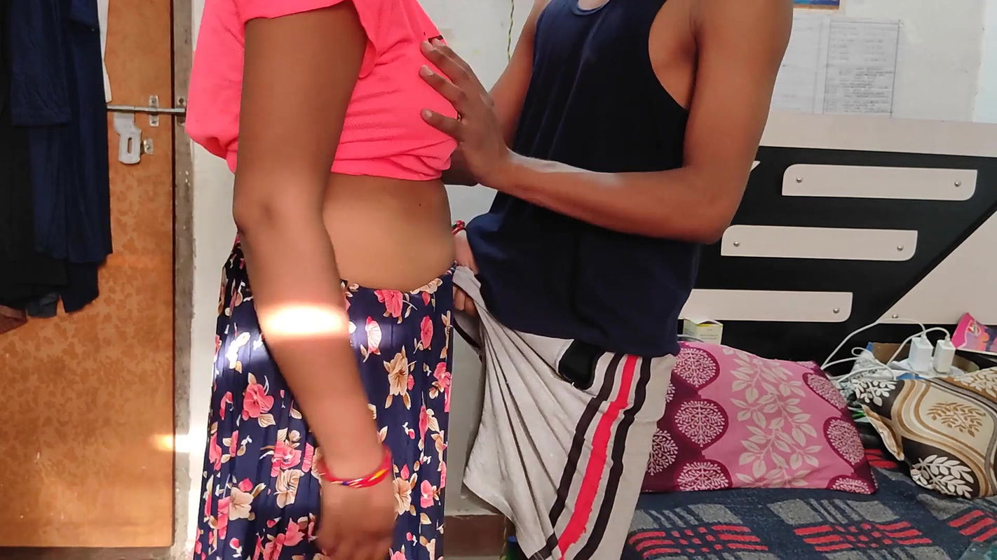 Brother-in-law came to ask for sugar to make tea, fucks stepsister-in-law by impressing, Hindi Audio