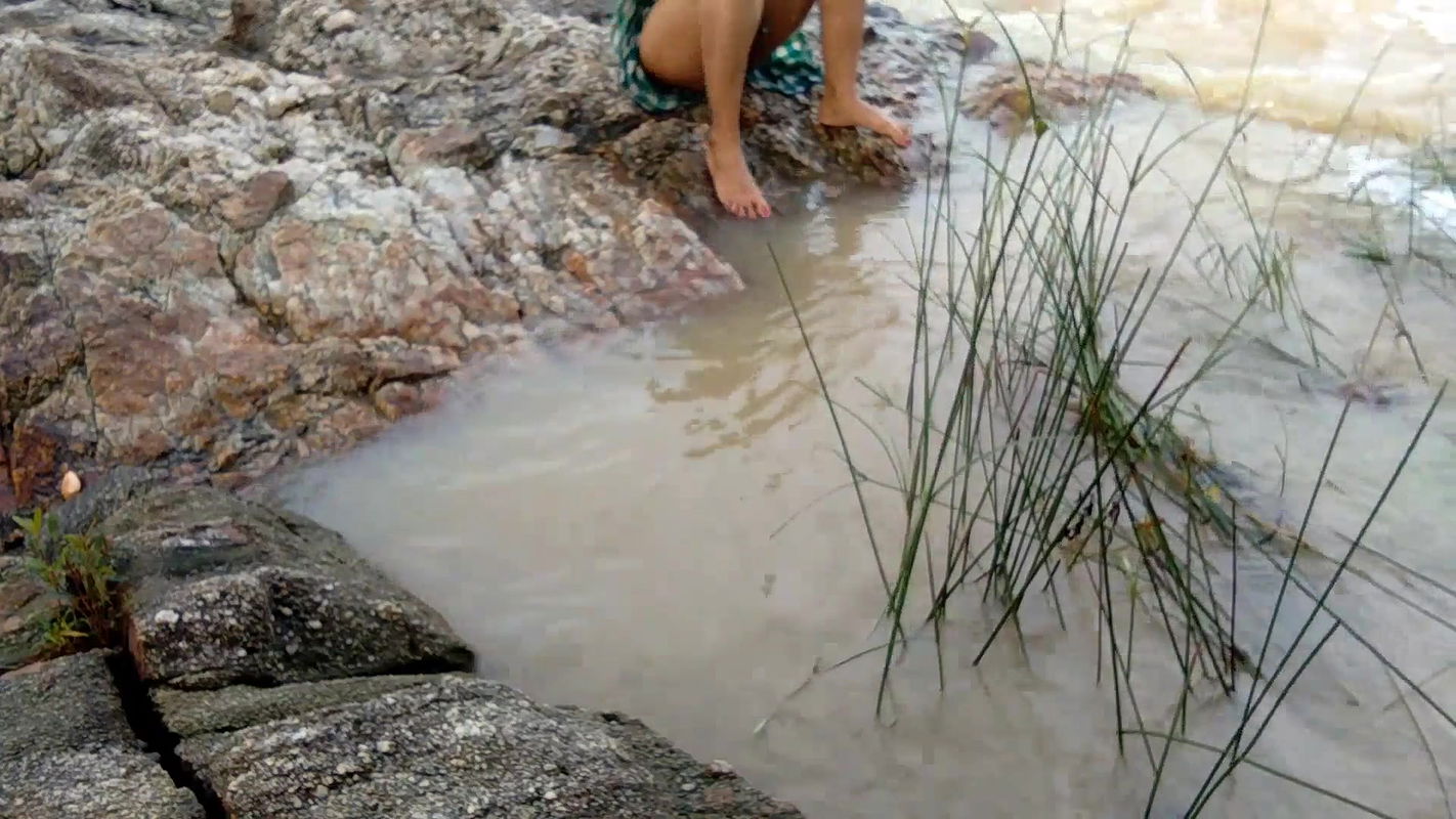Fucking y. Wife In River During Bath