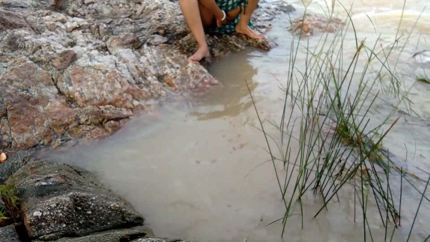 Fucking y. Wife In River During Bath