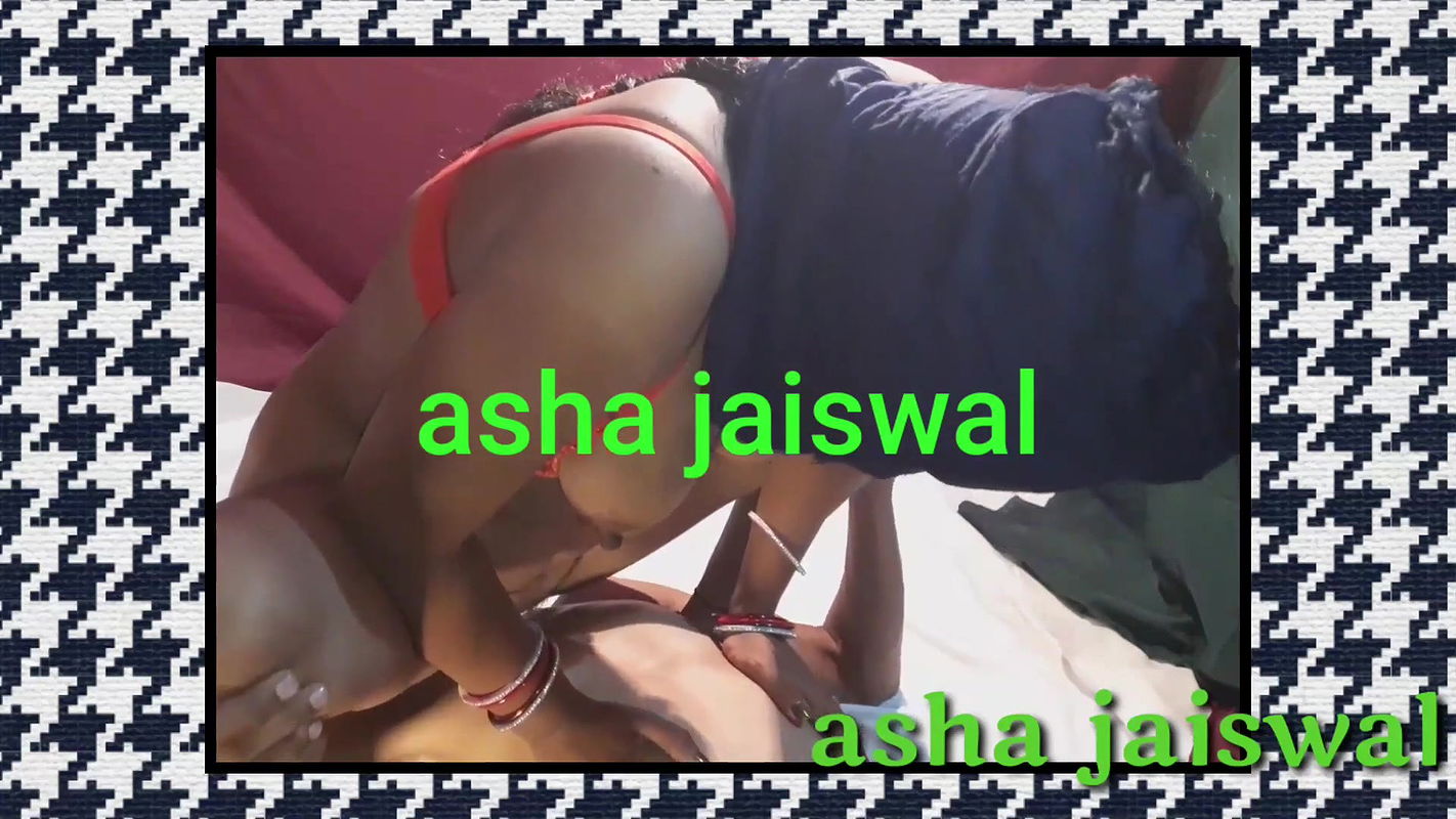 bhabhi tore her panty in bra panty like a foreigner