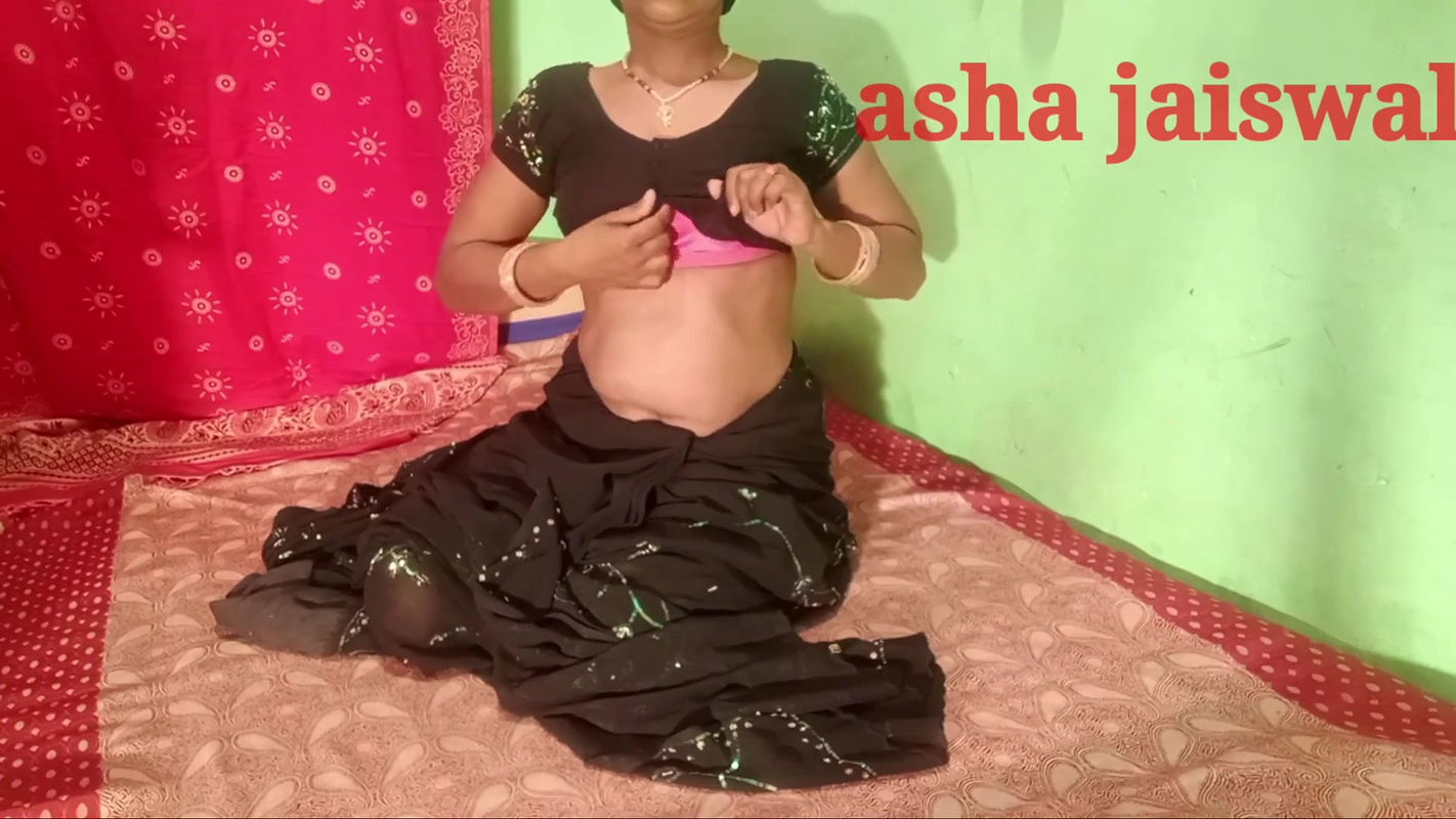 Indian Bhabhi Fucked Hard In Black Saree