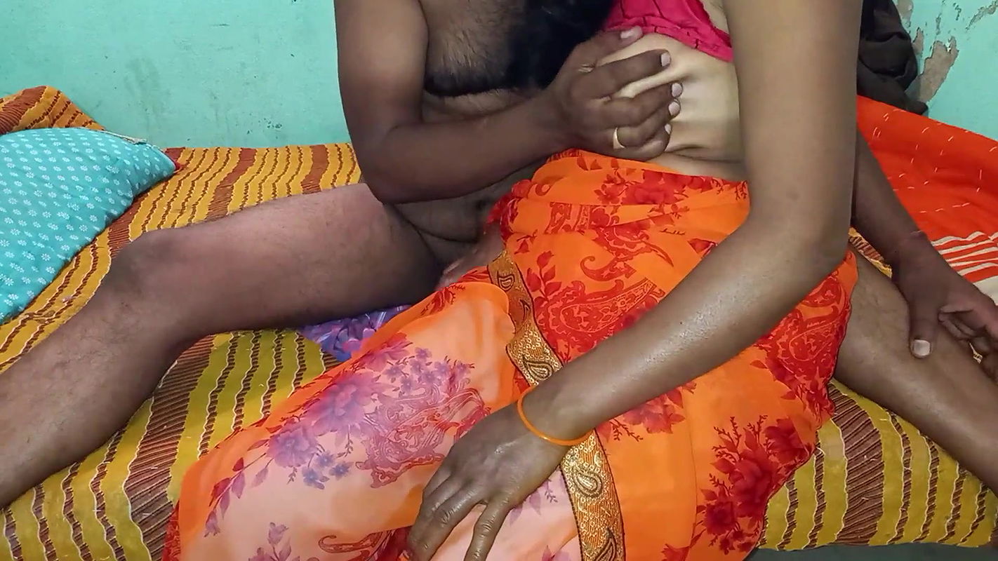 Bhabhi Having Fun When Husband Was Out Of The House