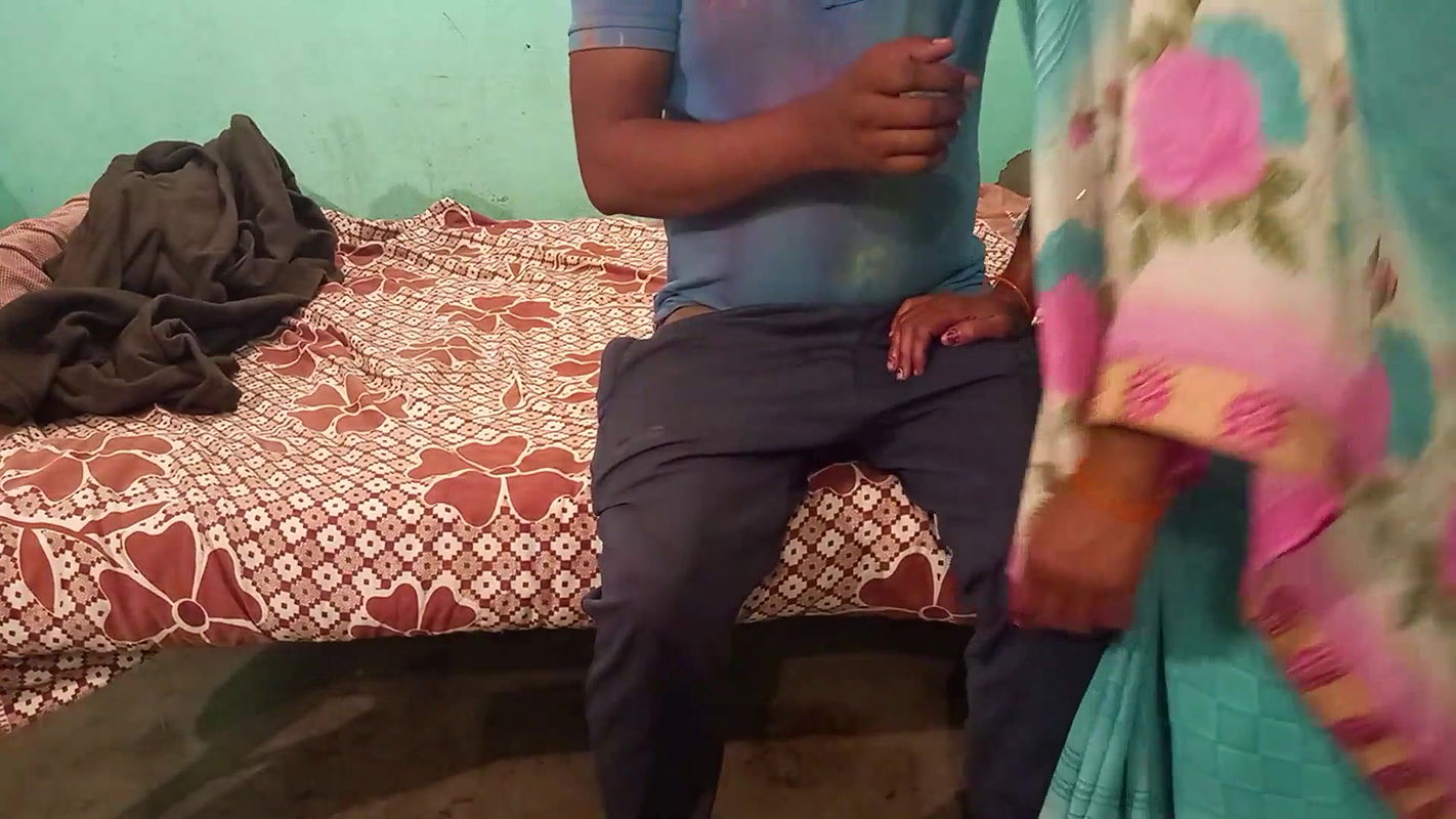 first time fucking maid when she ask for extra money