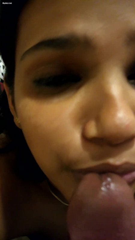 Desi cute bhabi suck her devar dick