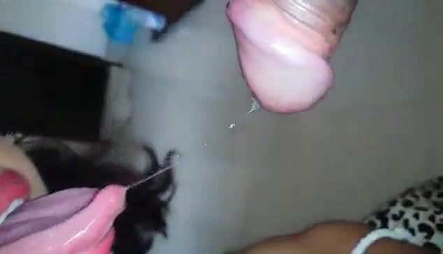 Close blowjob of wildcat Rita