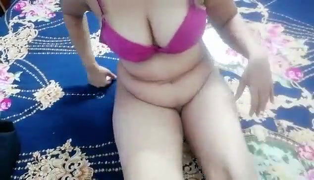 Horny wild cat Rita is fucked by  Dildo