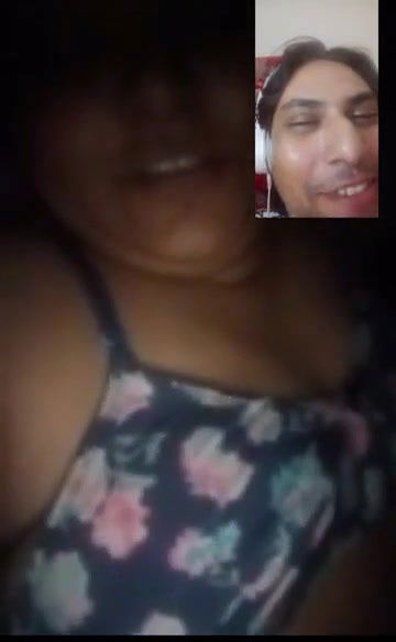 Desi Wife VC with Lover Showing Boobs