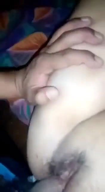 Cute girl shaved pussy fucking